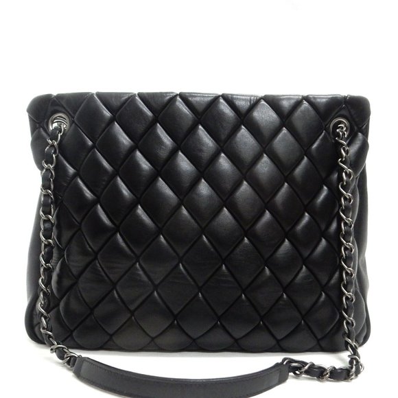 CHANEL Black Leather Matelasse Skin Bag - Picture 2 of 11